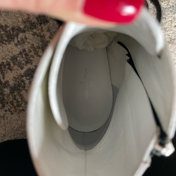 Louis Vuitton Star Trail Boots - Picture 6 of 10